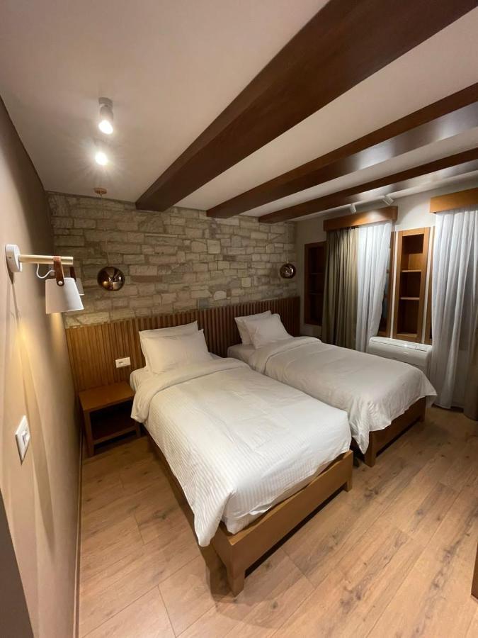 Palorto Traditional Hotel Gjirokaster Exterior photo