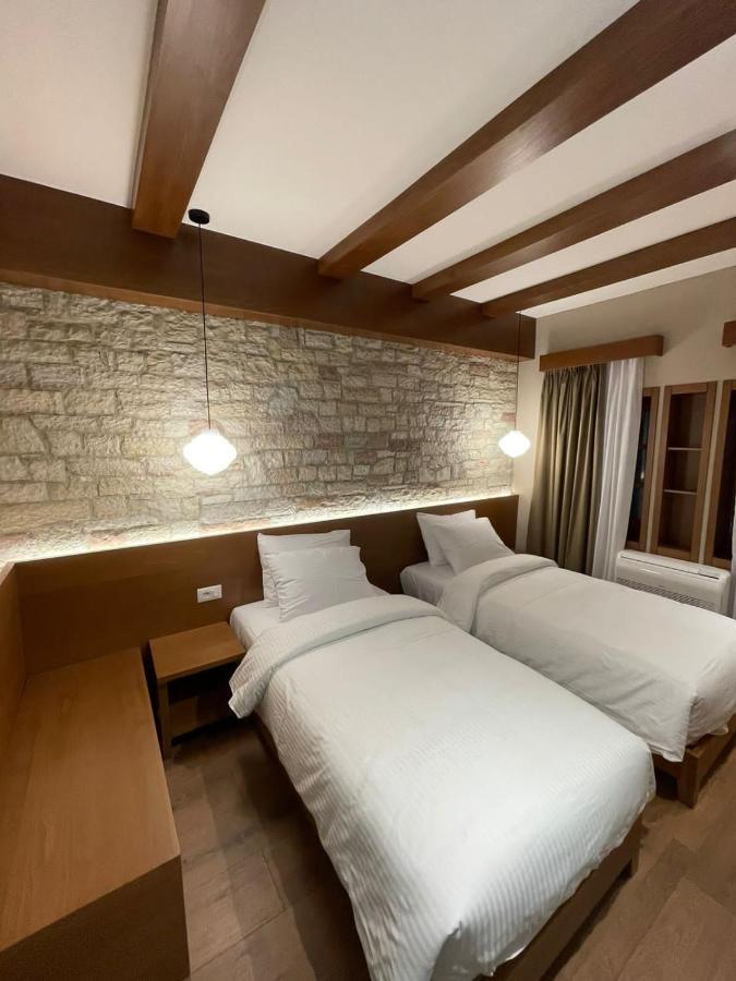 Palorto Traditional Hotel Gjirokaster Exterior photo