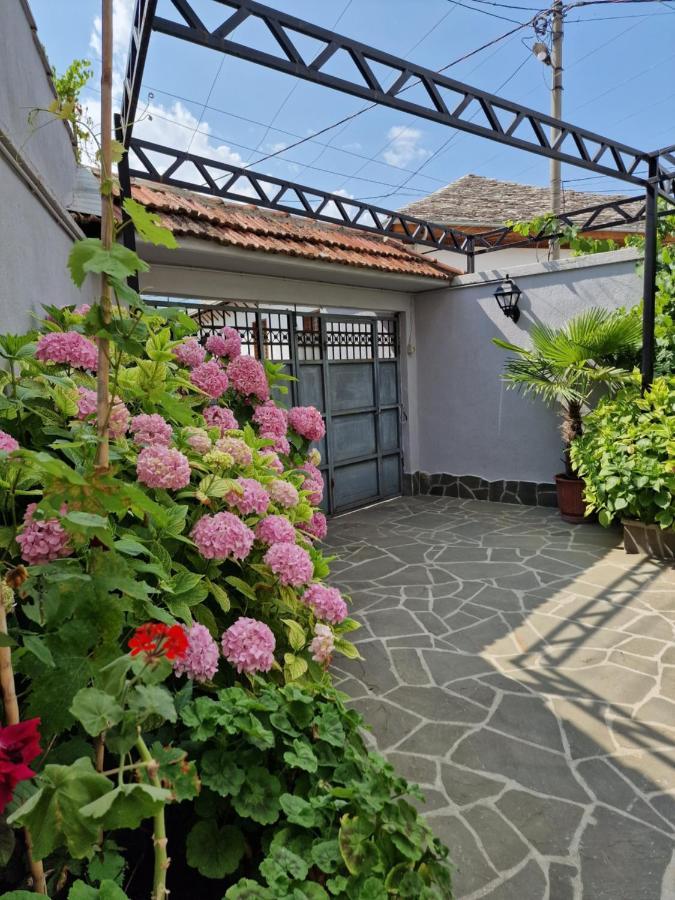 Palorto Traditional Hotel Gjirokaster Exterior photo